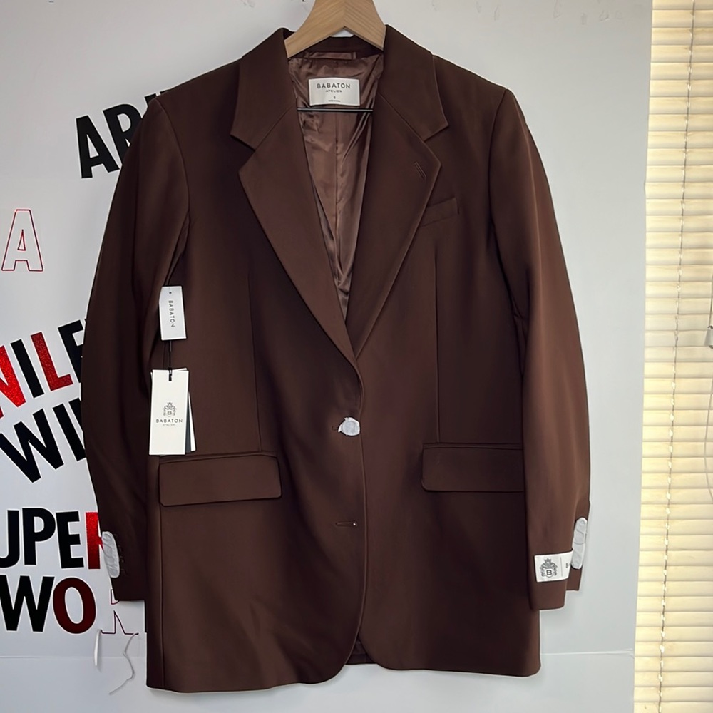 Aritzia color coffee bean New Agency Blazer